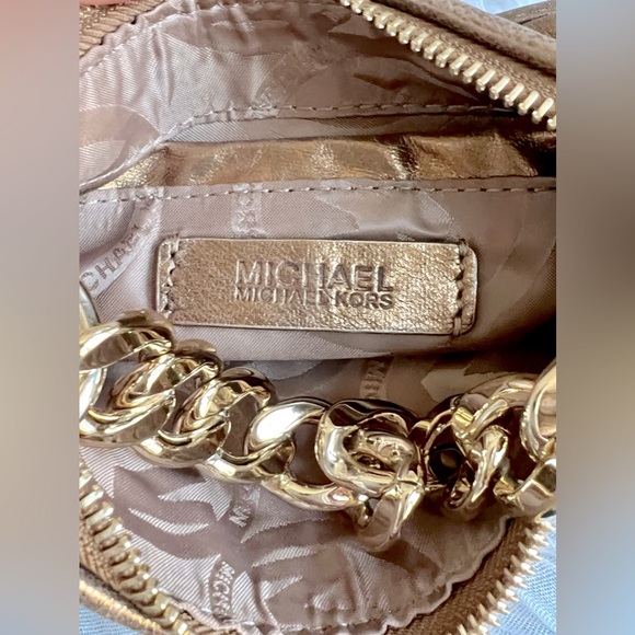 MICHAEL KORS Collette Bronze with Gold Rivets Wristlet/Clutch - Picture 6 of 8